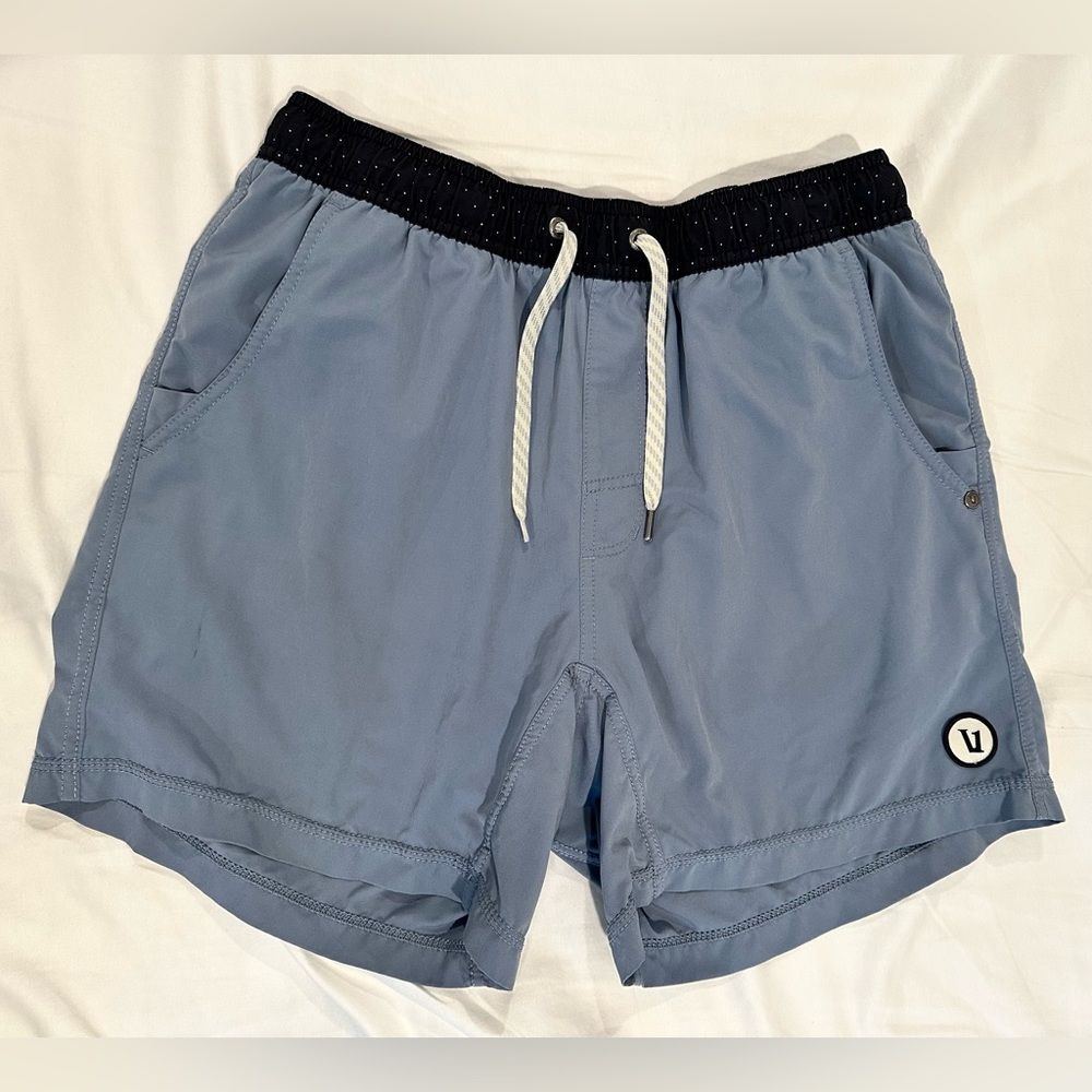 Vuori Men Kore shorts with liner 5”